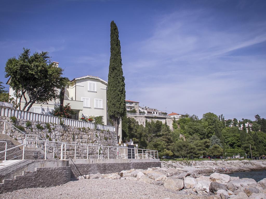 Apartments Villa Nora Fiume Kültér fotó