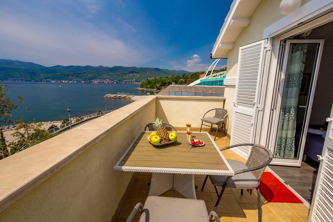 Apartments Villa Nora Fiume Kültér fotó