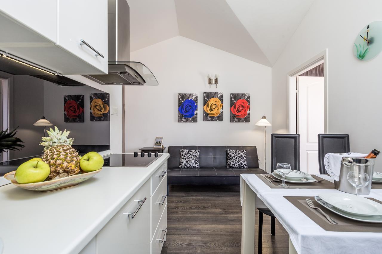 Apartments Villa Nora Fiume Kültér fotó