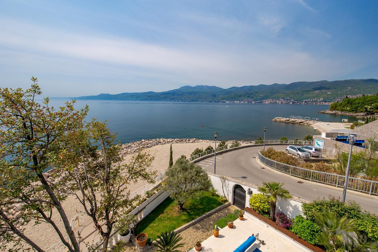 Apartments Villa Nora Fiume Kültér fotó