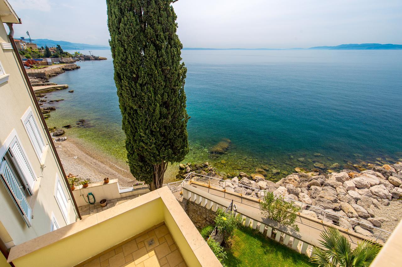 Apartments Villa Nora Fiume Kültér fotó